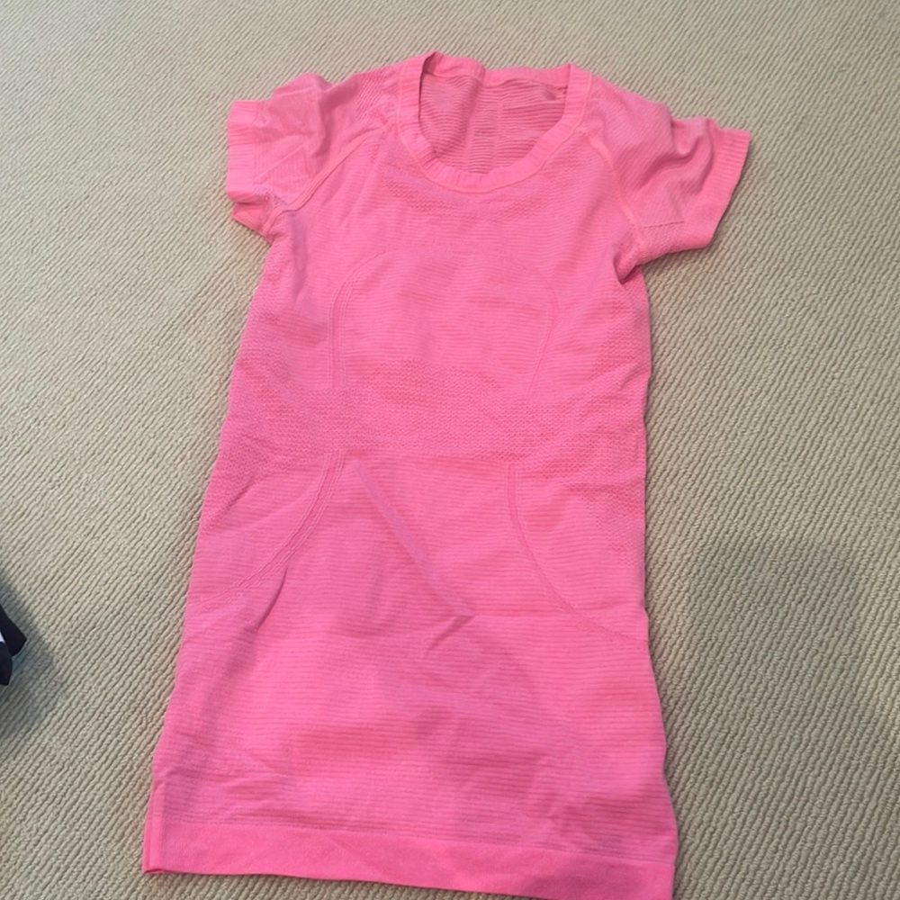 Pink lululemon shirt